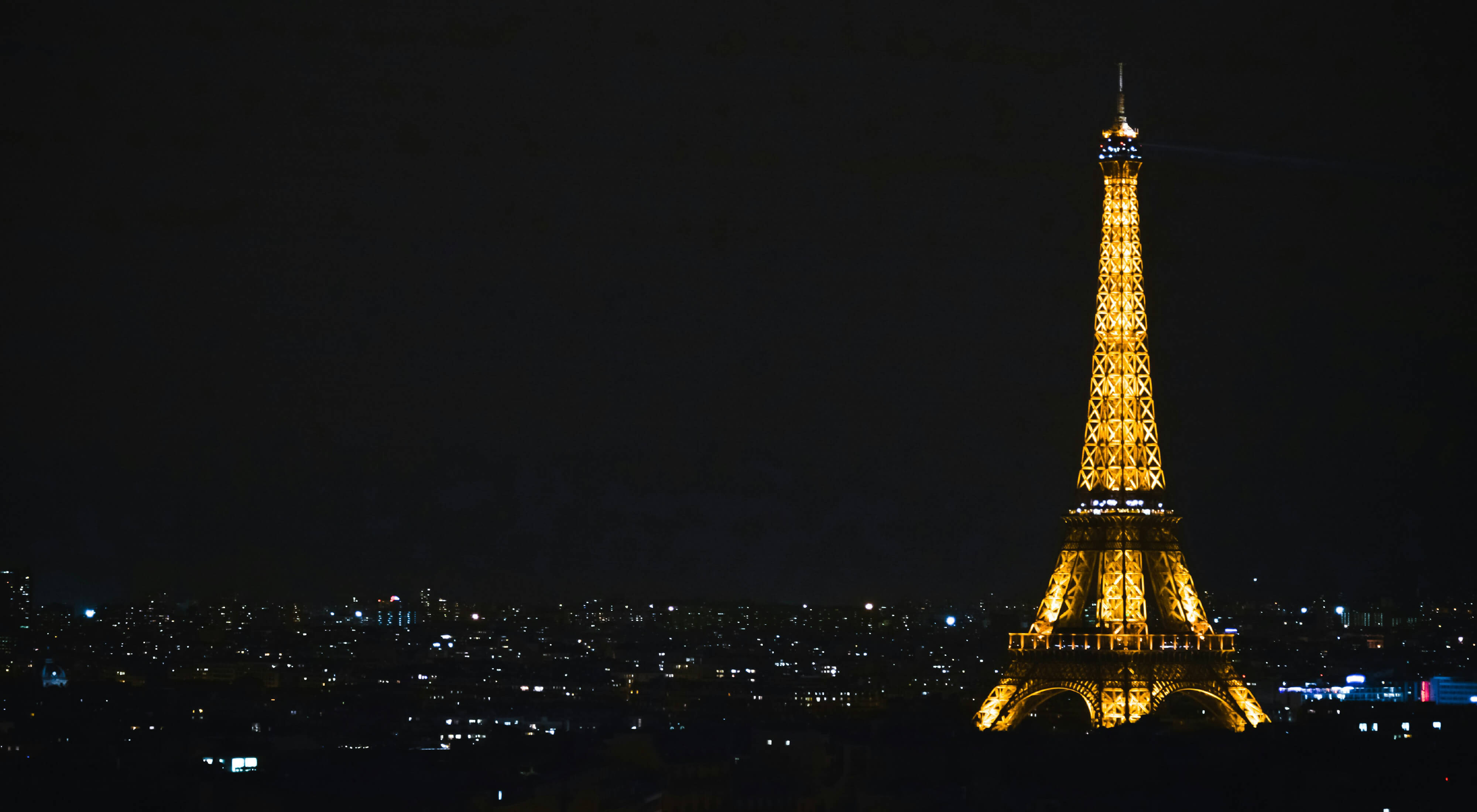 HCN-Η HCN σε ταξιδεύει στο μαγευτικό Παρίσι!